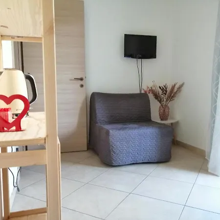 Acquachiara Giardino E Posto Auto Privato * 维拉西米乌斯